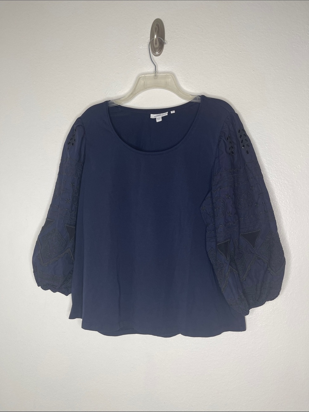 Chico’s Embroidered Puff 3/4 Sleeve Navy Blue Mixed Media Blouse Size 3 / XL